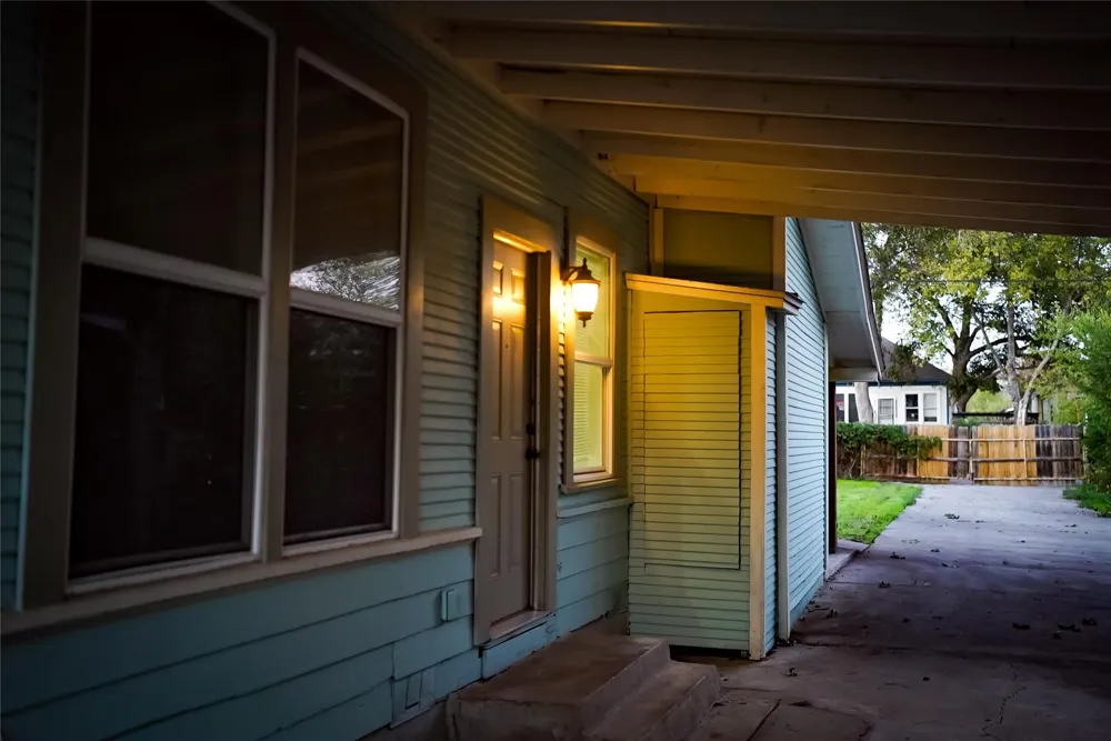 2715 Monterey Street San Antonio, TX 78207