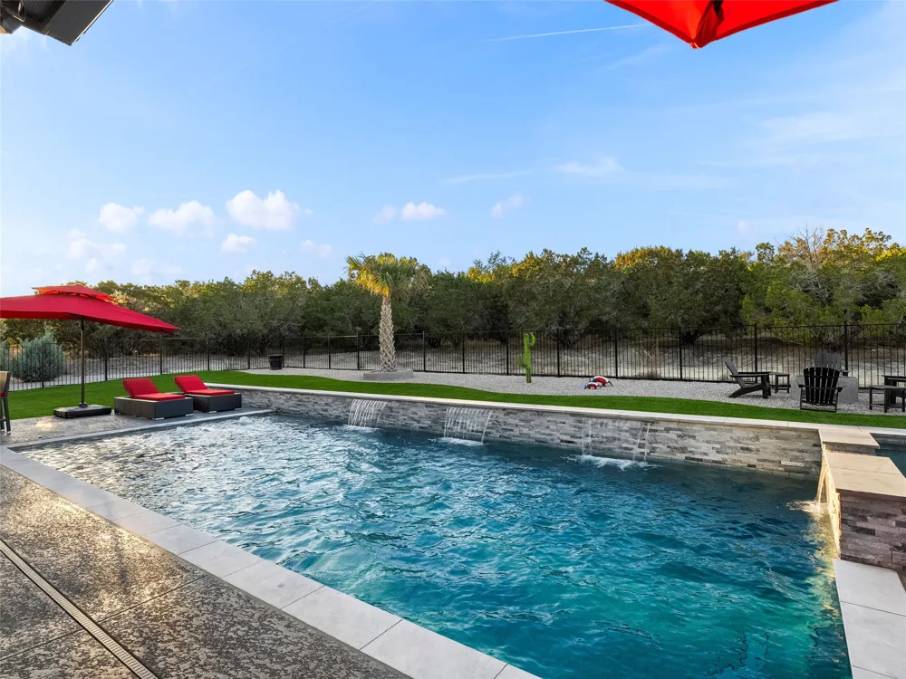 1709 Paradise Parkway Canyon Lake, TX 78133