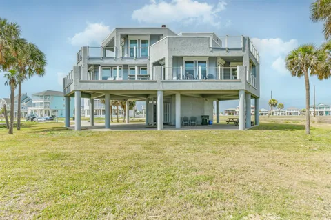18611 W De Vaca Lane