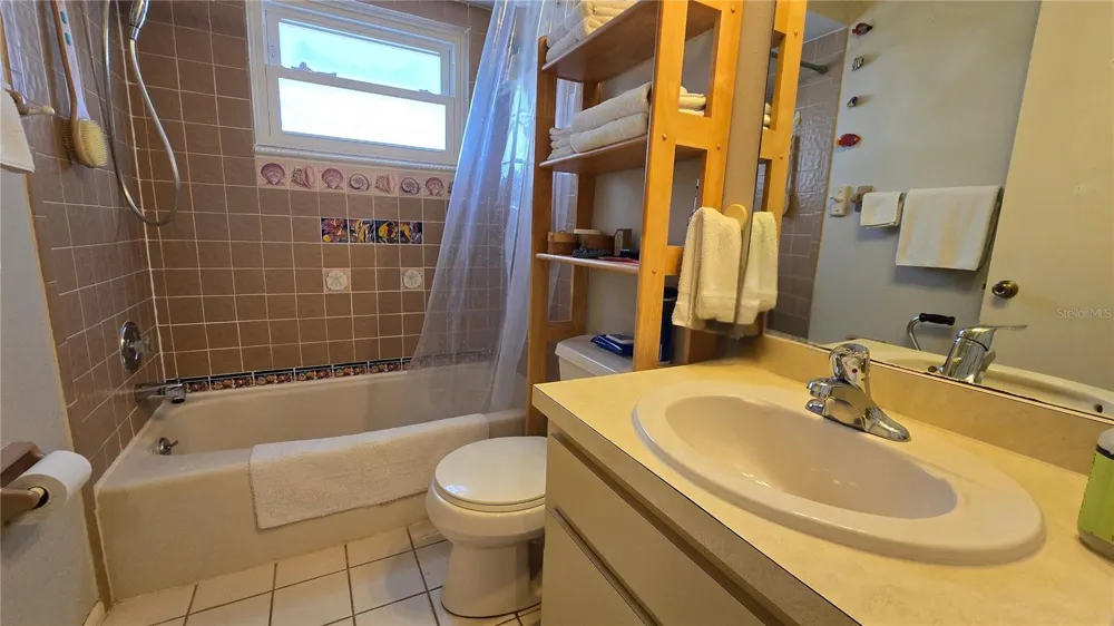 4628 ASHBERRY DRIVE Sarasota, FL 34234