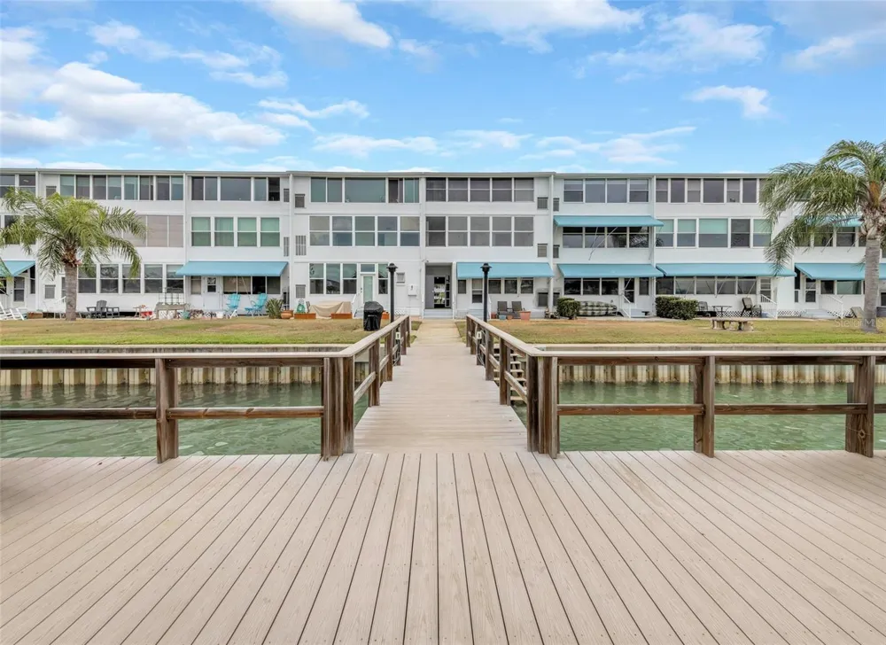 1893 SHORE DRIVE S #114 South Pasadena, FL 33707