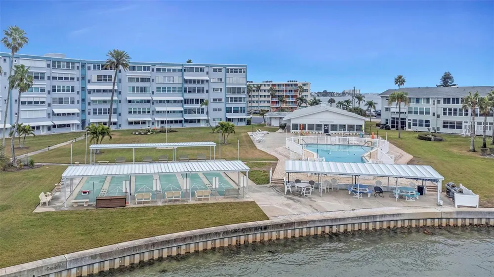 1893 SHORE DRIVE S #114 South Pasadena, FL 33707