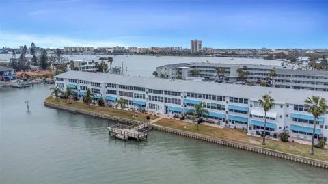 1893 SHORE DRIVE S #114