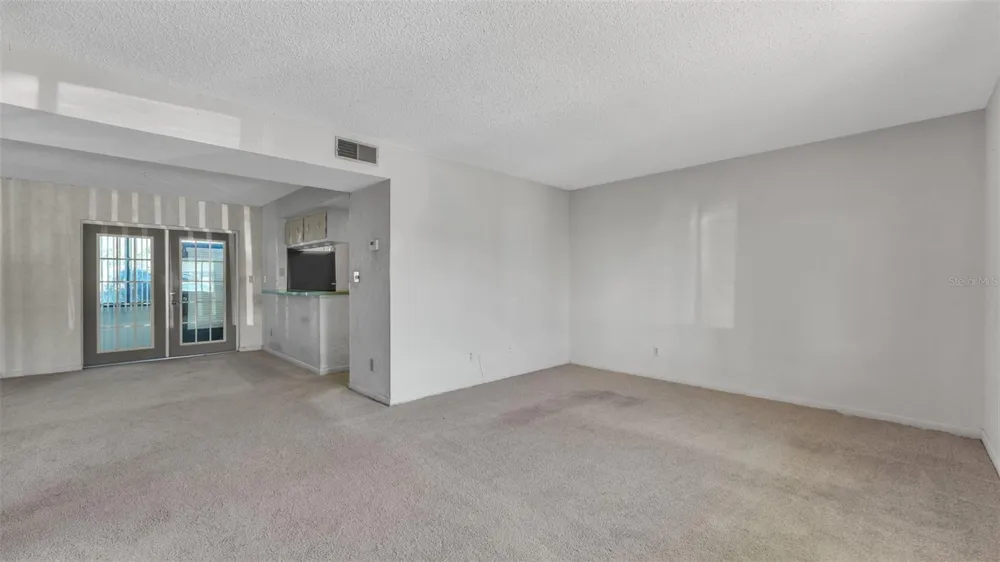 1130 LAKE PARKER AVENUE #A109 Lakeland, FL 33805
