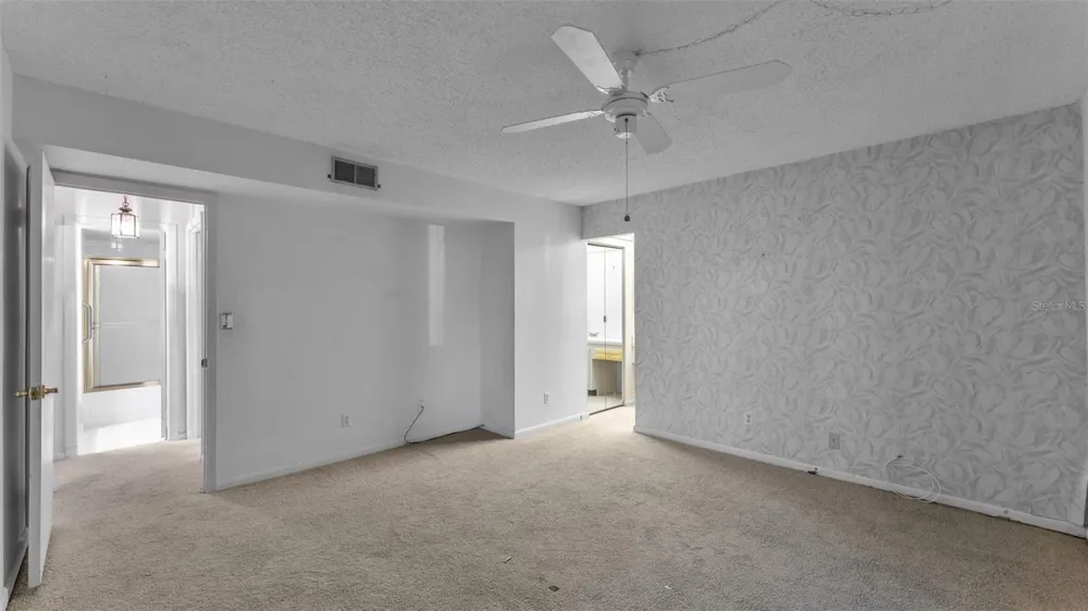 1130 LAKE PARKER AVENUE #A109 Lakeland, FL 33805