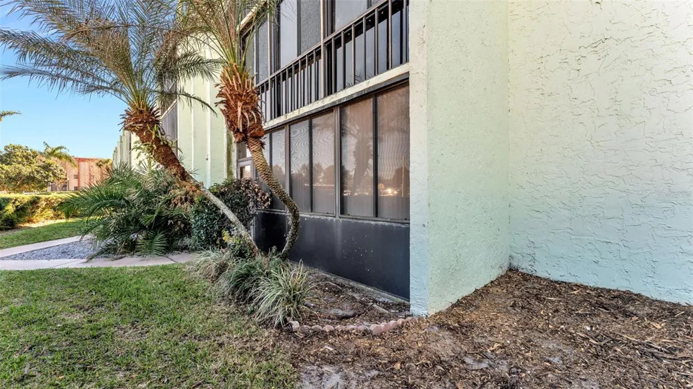 1130 LAKE PARKER AVENUE #A109 Lakeland, FL 33805