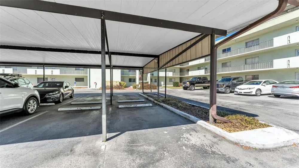 1130 LAKE PARKER AVENUE #A109 Lakeland, FL 33805
