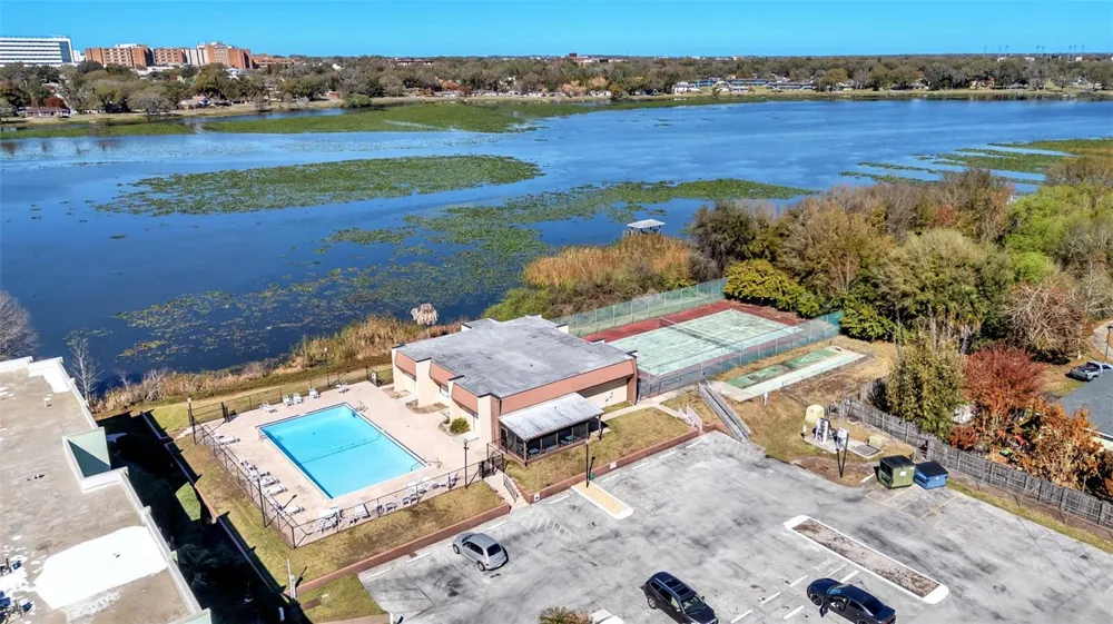1130 LAKE PARKER AVENUE #A109 Lakeland, FL 33805