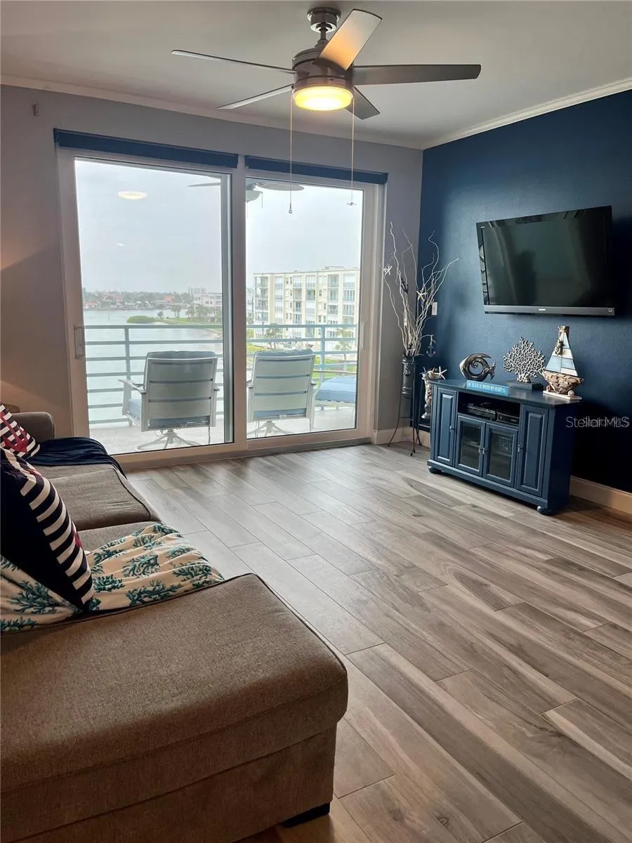 7932 SAILBOAT KEY BOULEVARD S #504 South Pasadena, FL 33707