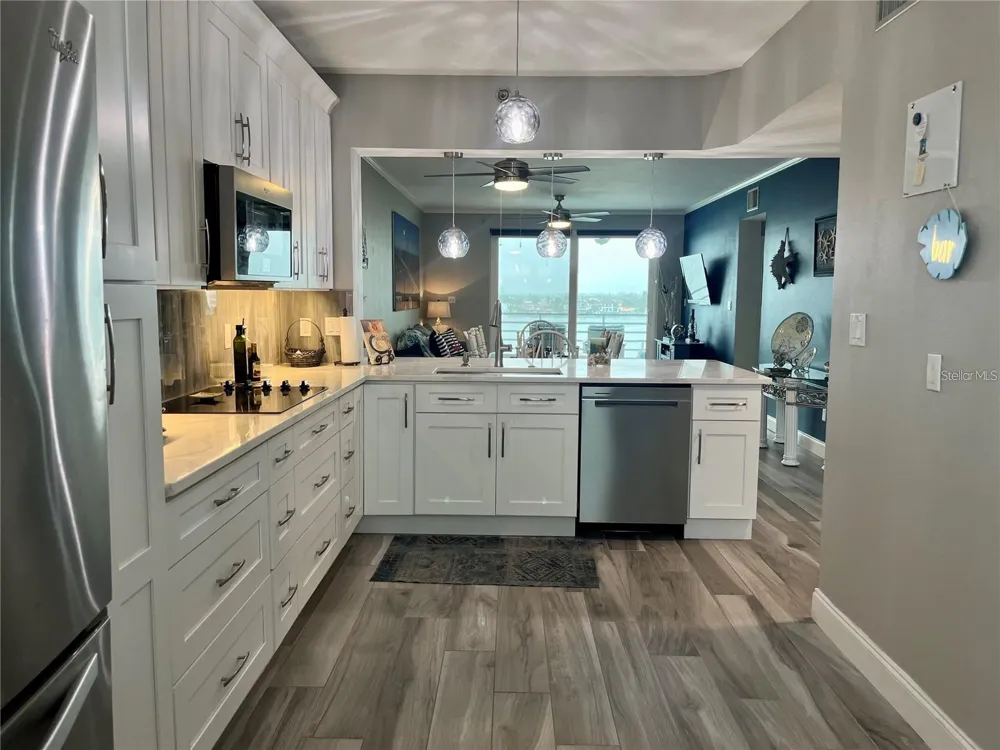 7932 SAILBOAT KEY BOULEVARD S #504 South Pasadena, FL 33707