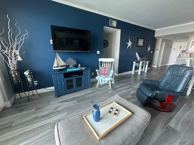7932 SAILBOAT KEY BOULEVARD S #504 South Pasadena, FL 33707