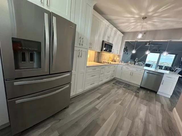 7932 SAILBOAT KEY BOULEVARD S #504 South Pasadena, FL 33707