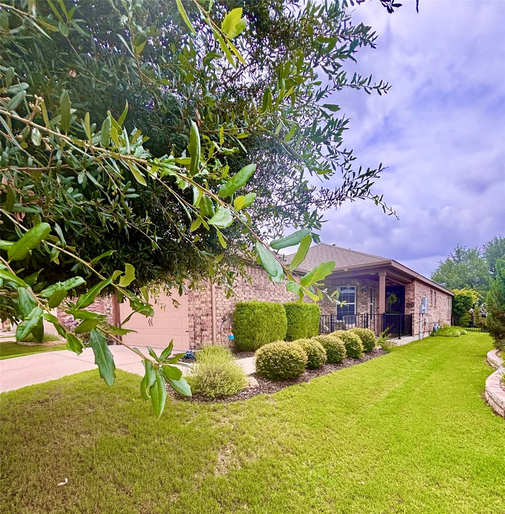 437 Holiday Creek Lane Lane