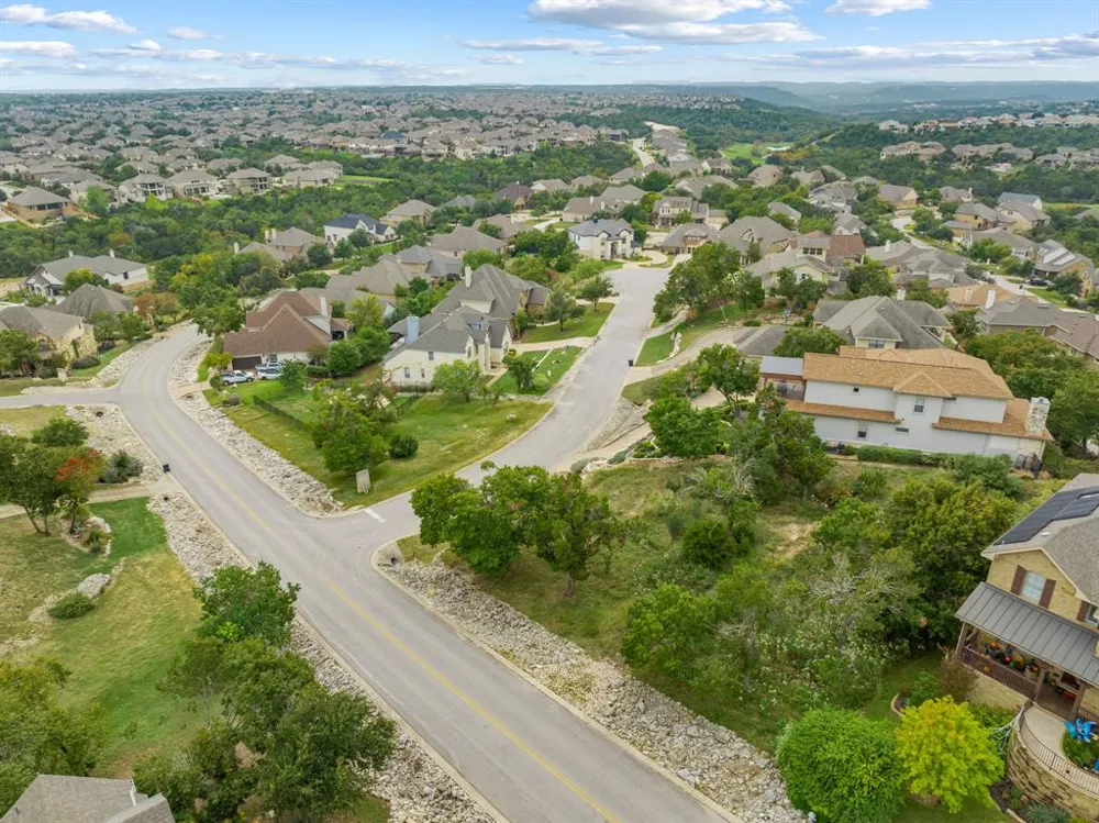 2101 Bighorn Leander, TX 78641