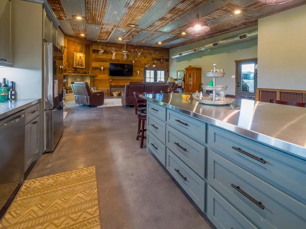 3935 Spring Branch Road Montgomery, TX 77316