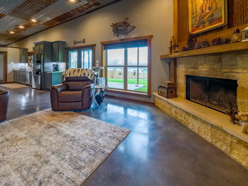 3935 Spring Branch Road Montgomery, TX 77316