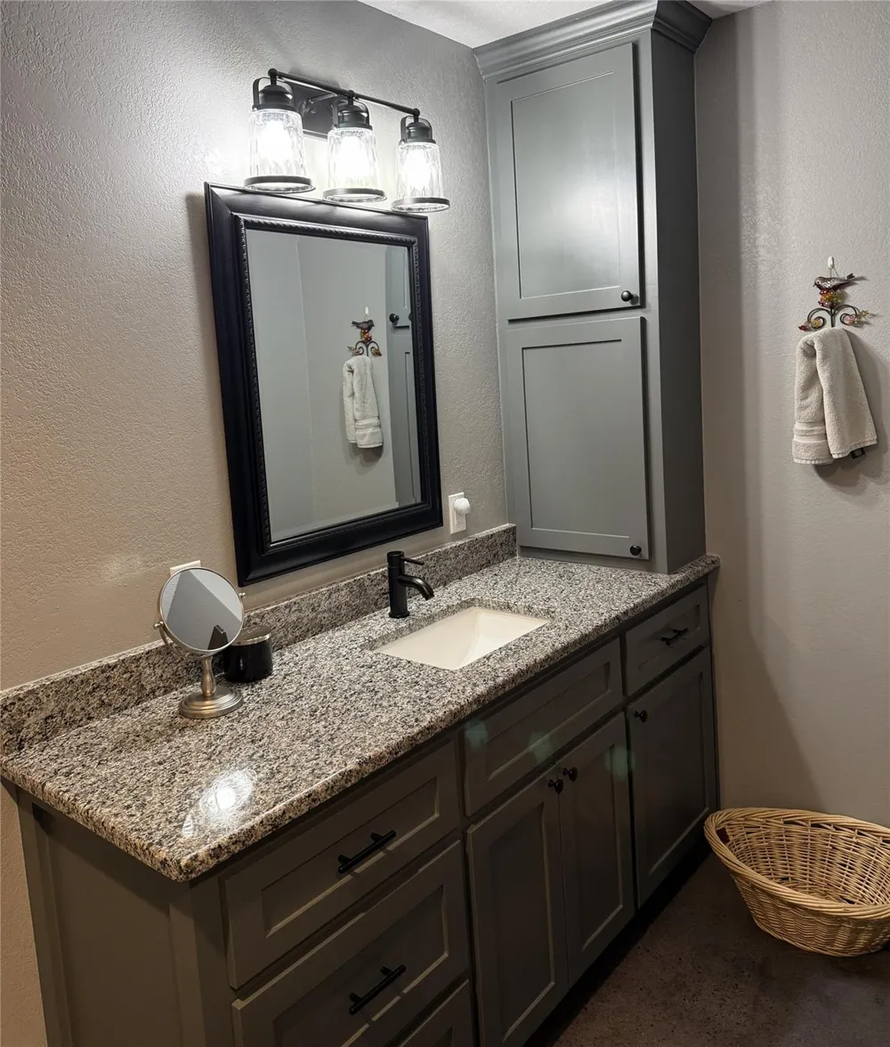 3935 Spring Branch Road Montgomery, TX 77316