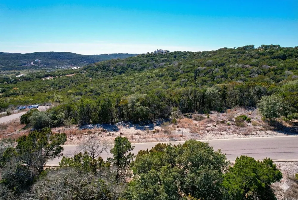 Private 1748 Road Mico, TX 78056