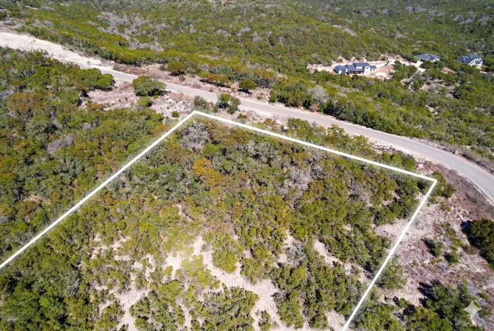 Private 1748 Road Mico, TX 78056