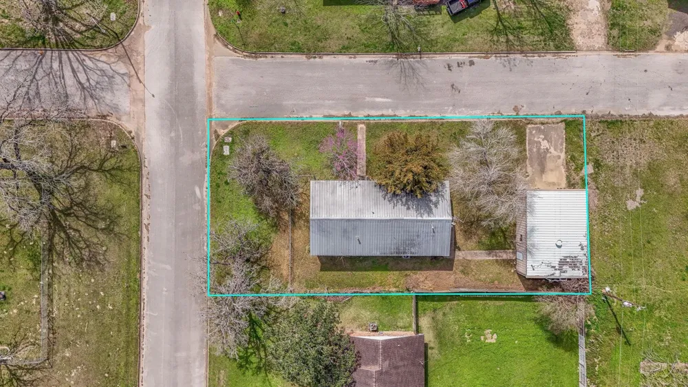 1310 Brazos Street Hempstead, TX 77445