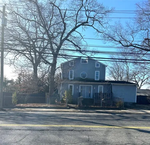 90 Jerusalem Avenue