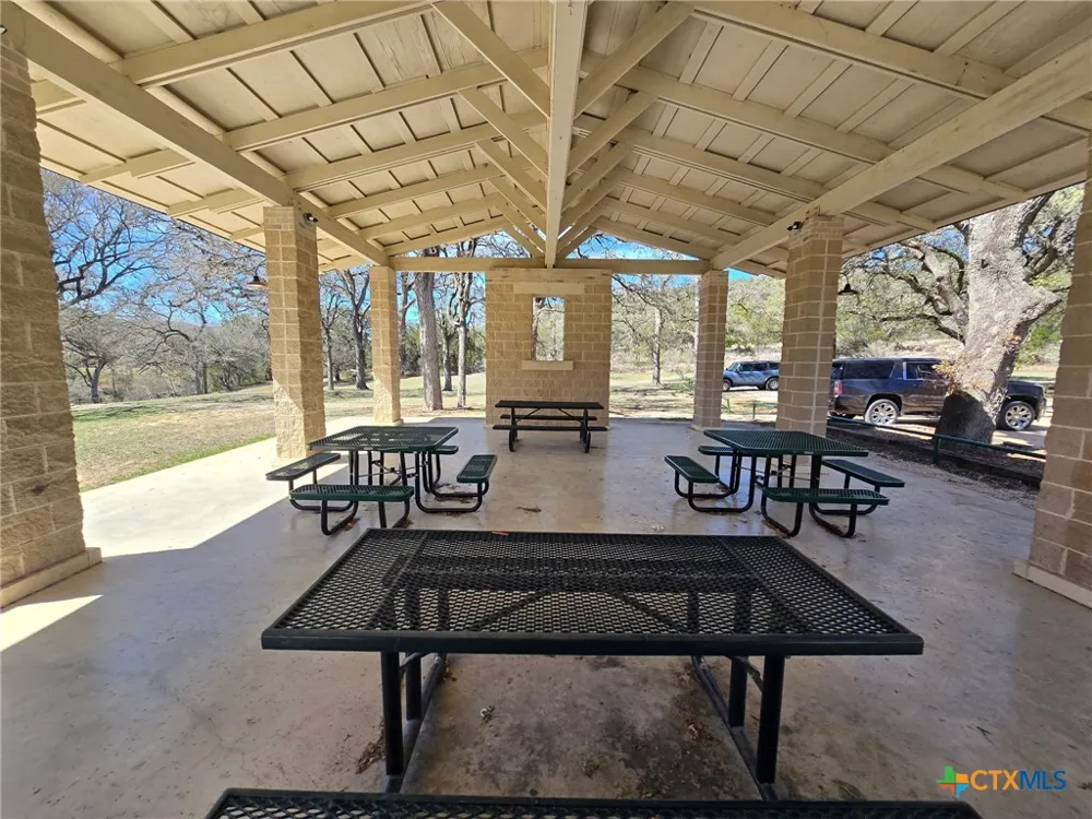 206 Falling Hills New Braunfels, TX 78132