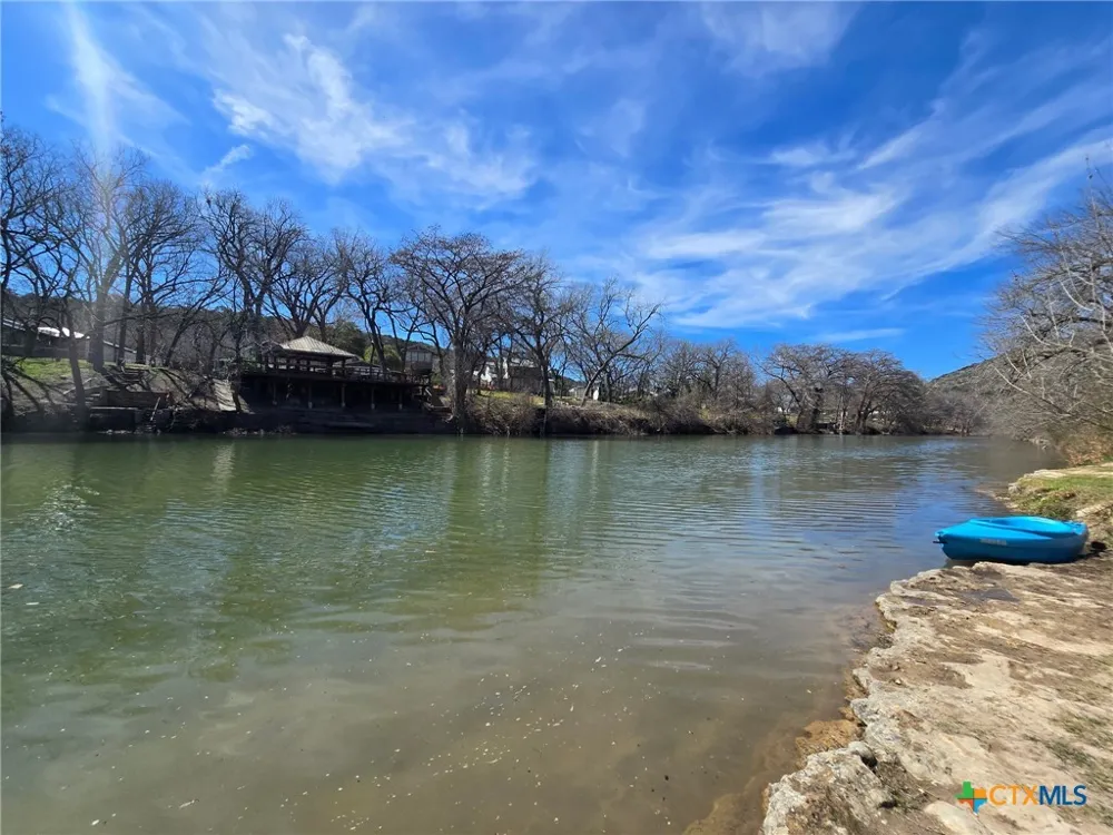 206 Falling Hills New Braunfels, TX 78132