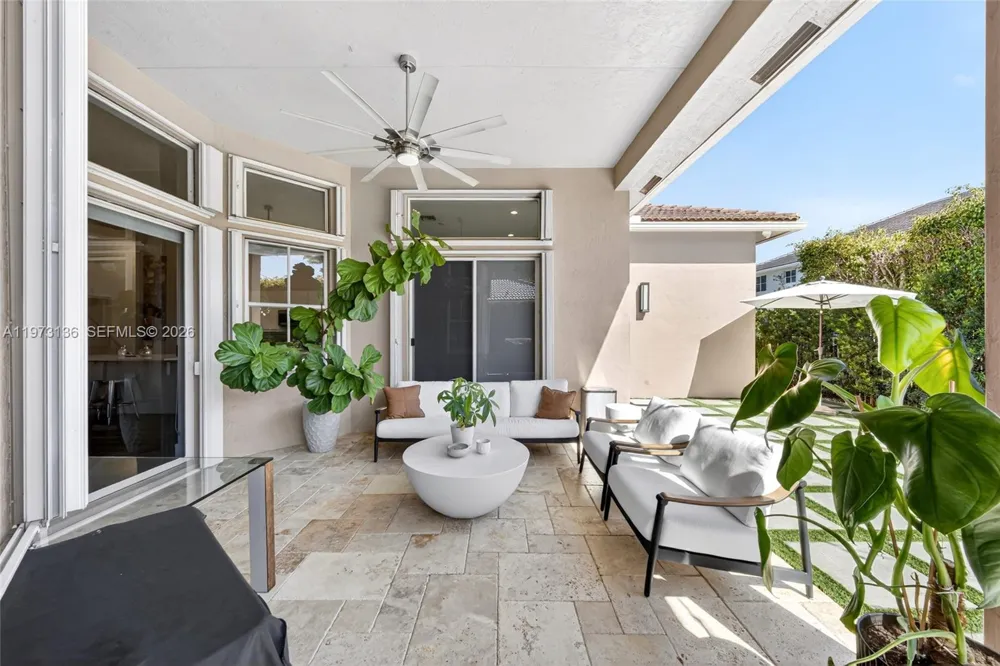 1623 Blue Jay Cir Weston, FL 33327