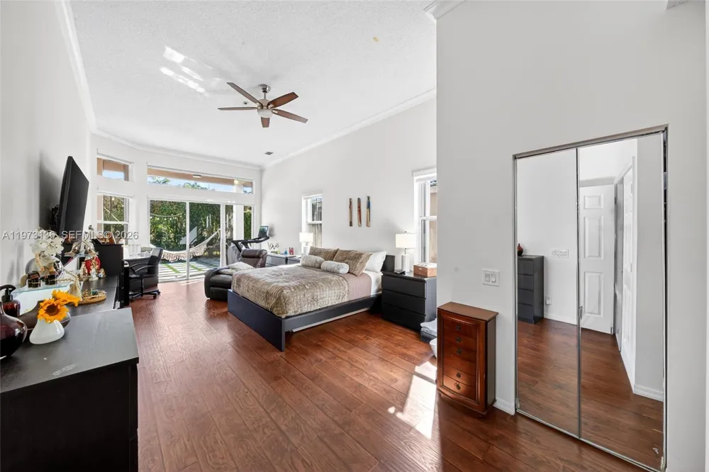 1623 Blue Jay Cir Weston, FL 33327