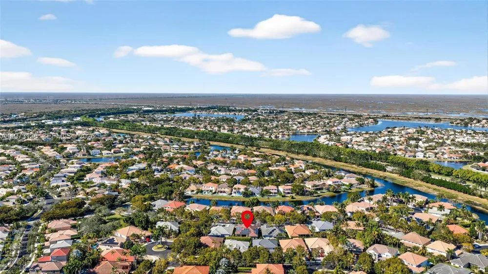 1623 Blue Jay Cir Weston, FL 33327