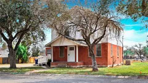 1016 E. Market