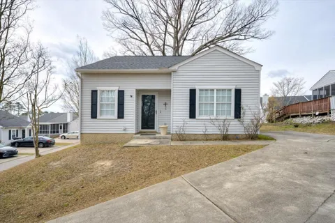 2110 Oak Ridge Road