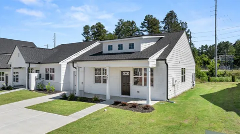 3291 Nolana Loop