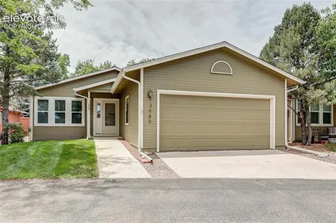 2533 Patriot Heights
