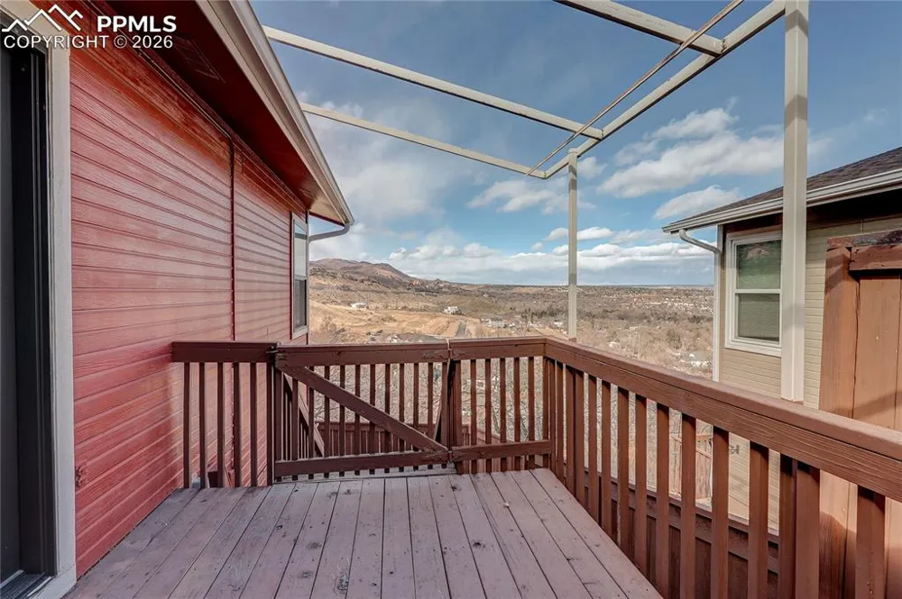2588 Patriot Heights Colorado Springs, CO 80904