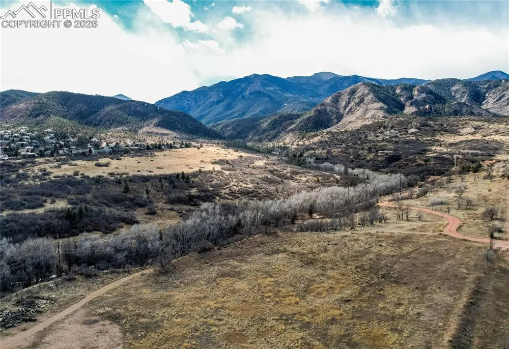 2588 Patriot Heights Colorado Springs, CO 80904