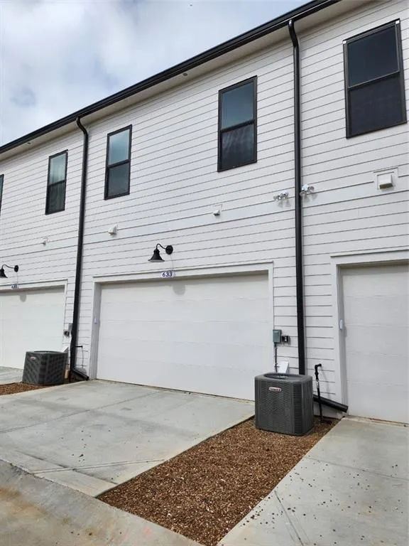633 Stickley Oak Way Woodstock, GA 30189
