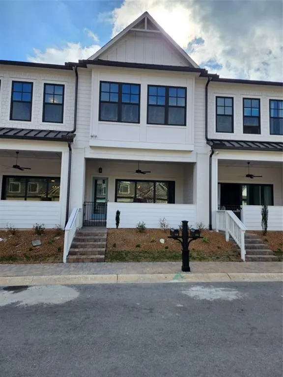 633 Stickley Oak Way Woodstock, GA 30189