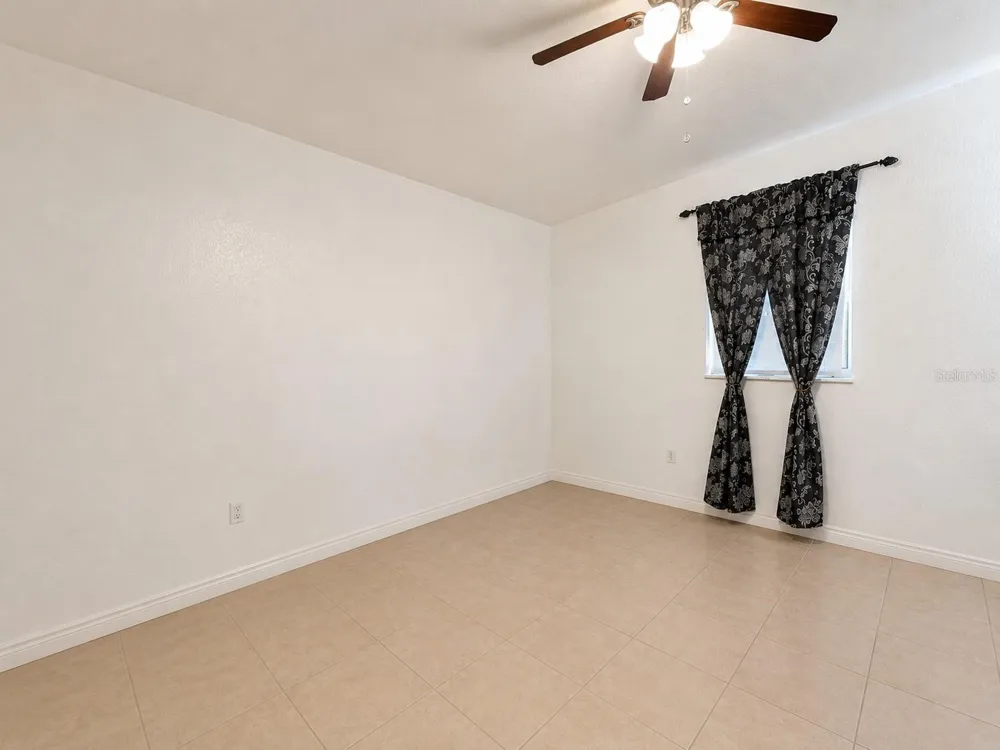 5406 ARPANA DRIVE Orlando, FL 32839
