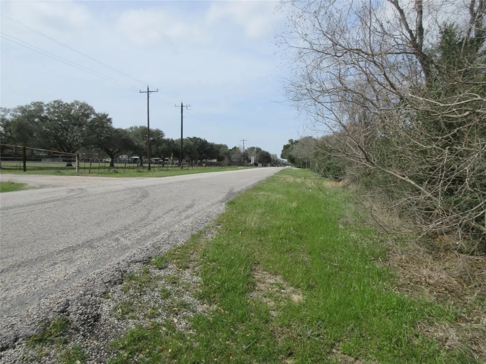 37280 Clapp Road Brookshire, TX 77423