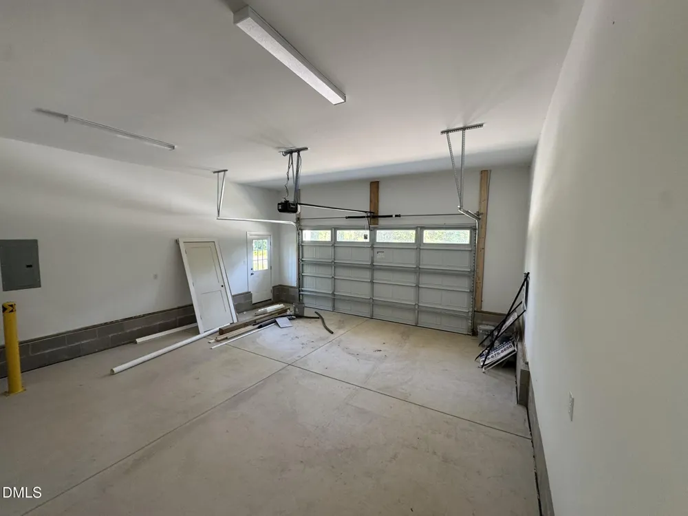 13341 Nc-27 Broadway, NC 27505