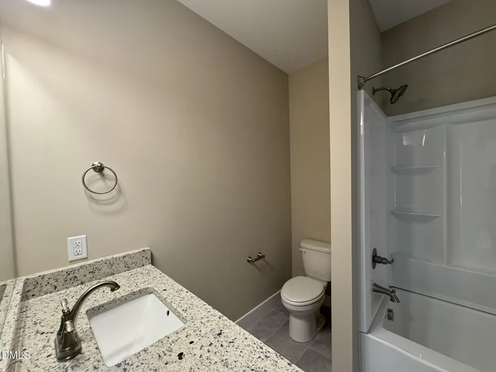 13341 Nc-27 Broadway, NC 27505