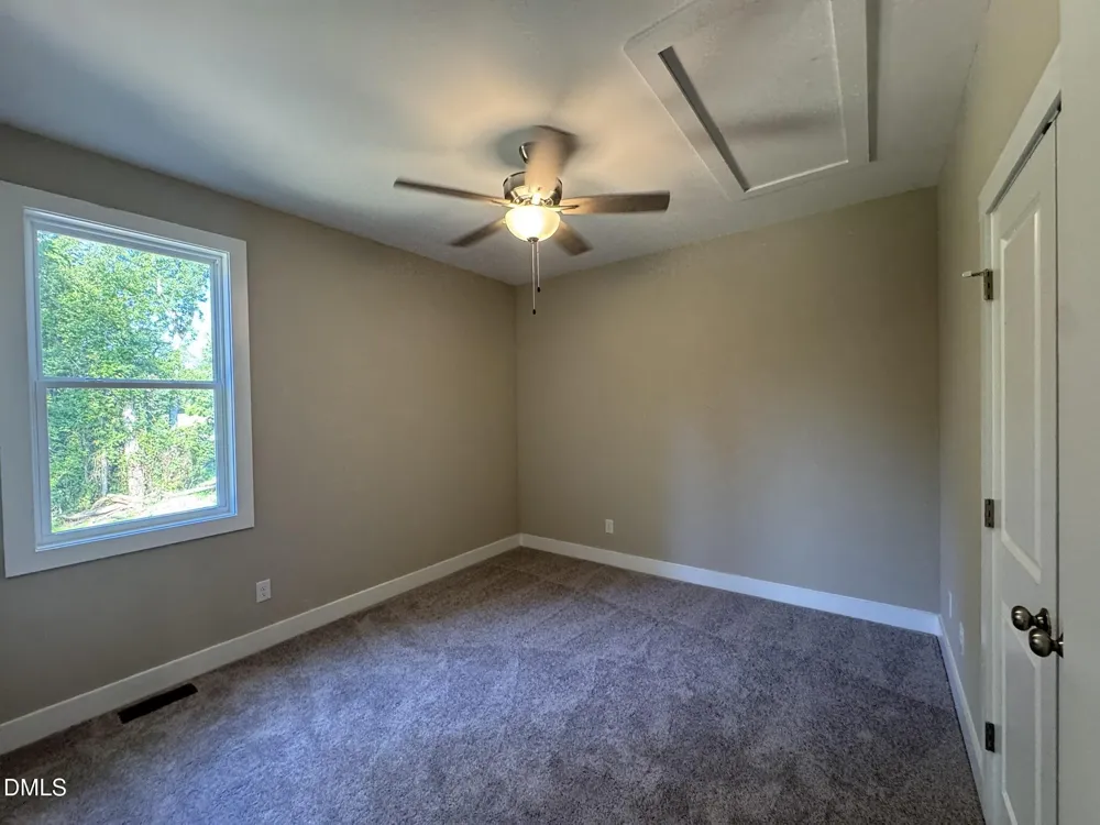 13341 Nc-27 Broadway, NC 27505
