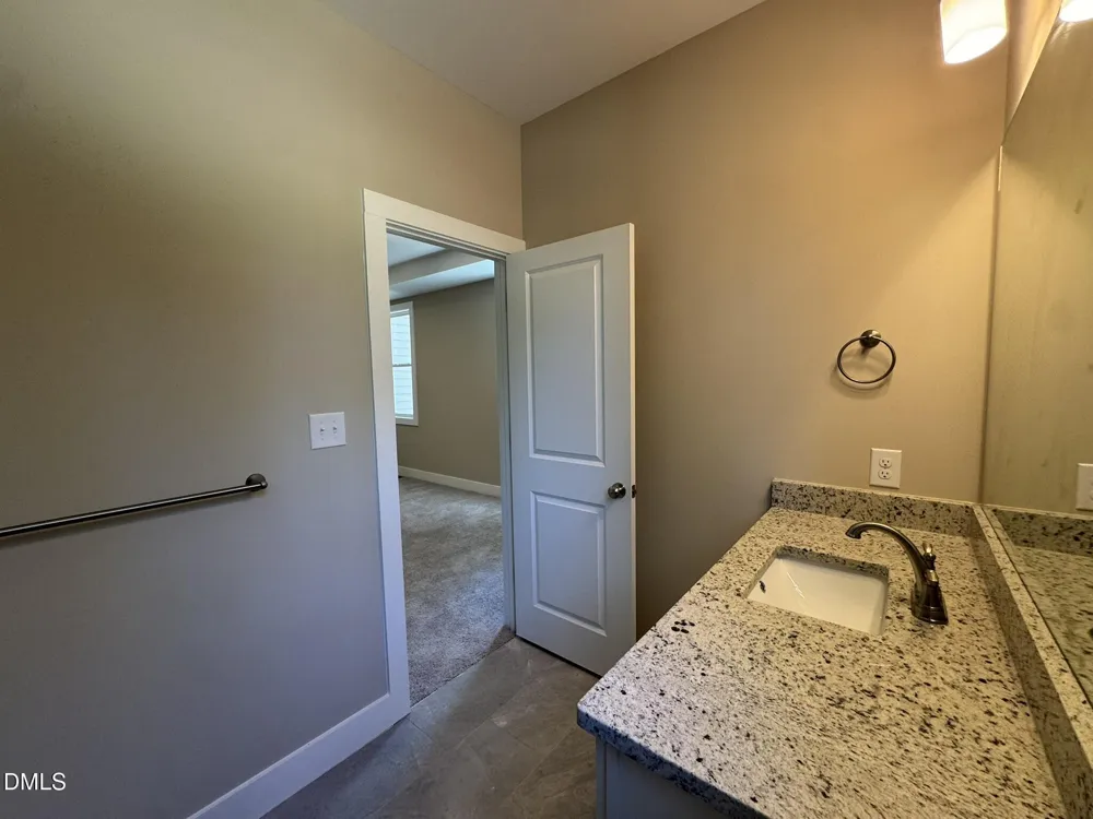 13341 Nc-27 Broadway, NC 27505