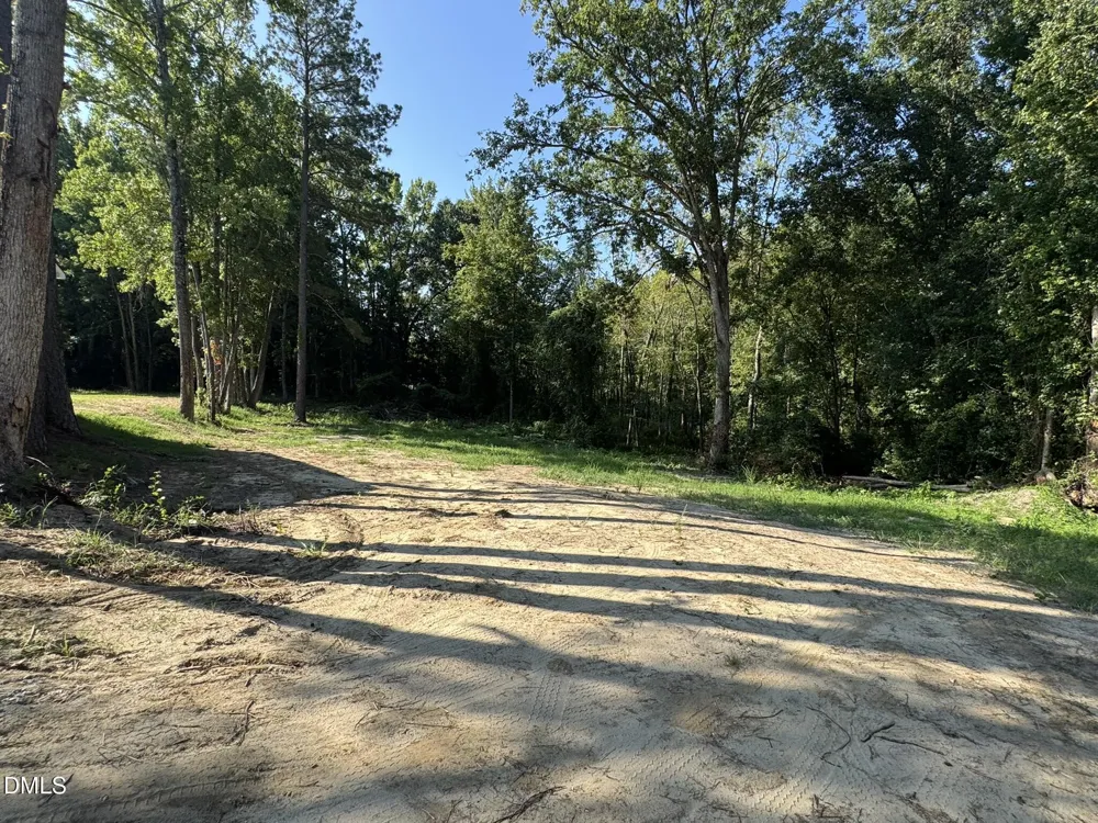 13341 Nc-27 Broadway, NC 27505