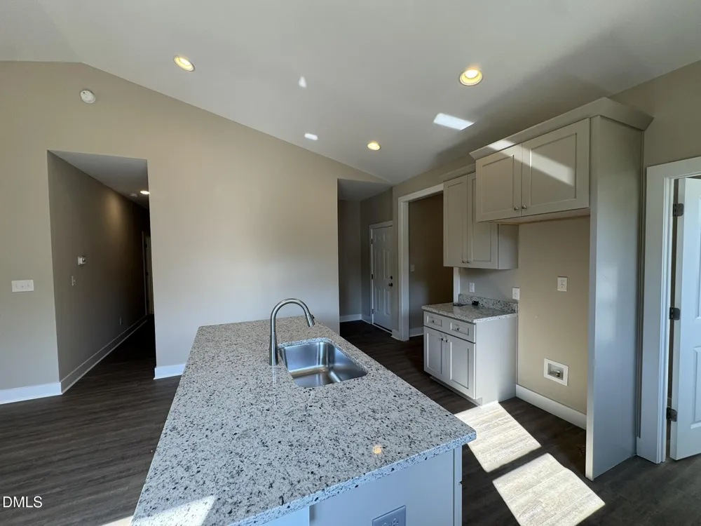 13341 Nc-27 Broadway, NC 27505