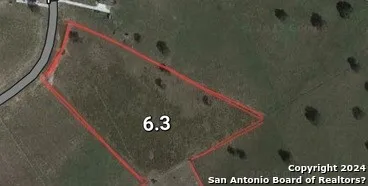 233 TRIPLE BEND DR La Vernia, TX 78121