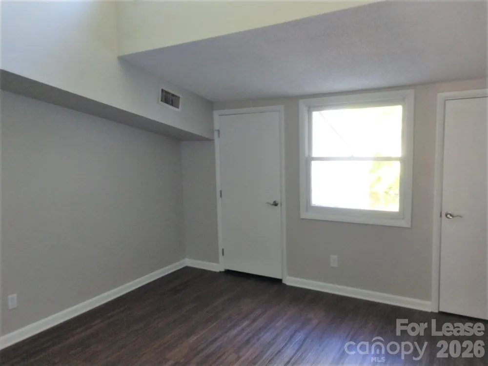 604 E Iredell Avenue #5 Mooresville, NC 28115