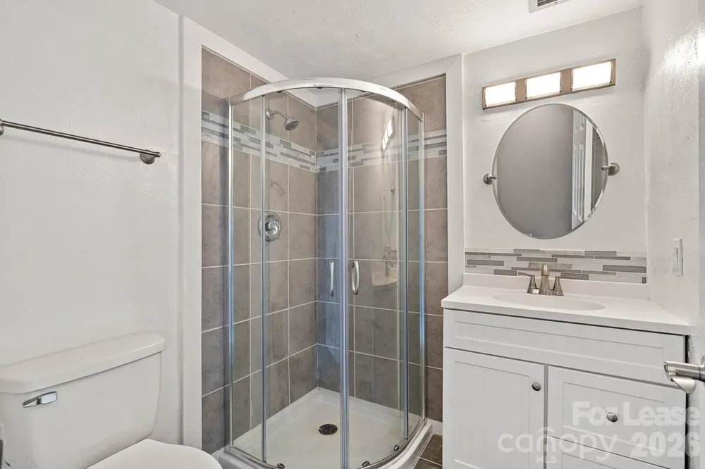 604 E Iredell Avenue #5 Mooresville, NC 28115