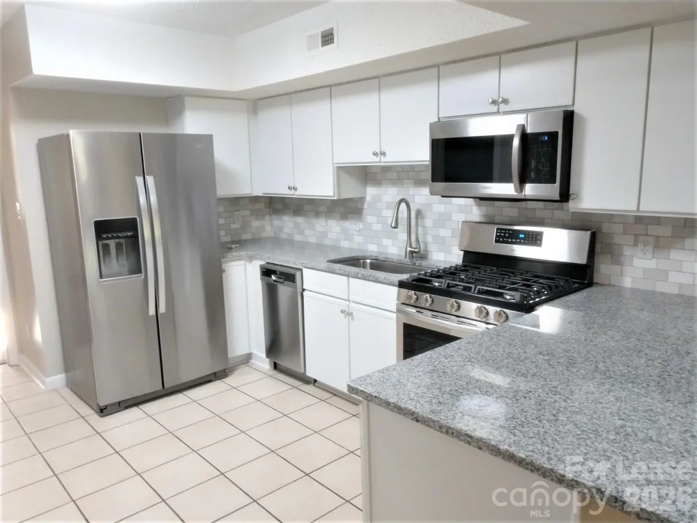 604 E Iredell Avenue #5 Mooresville, NC 28115